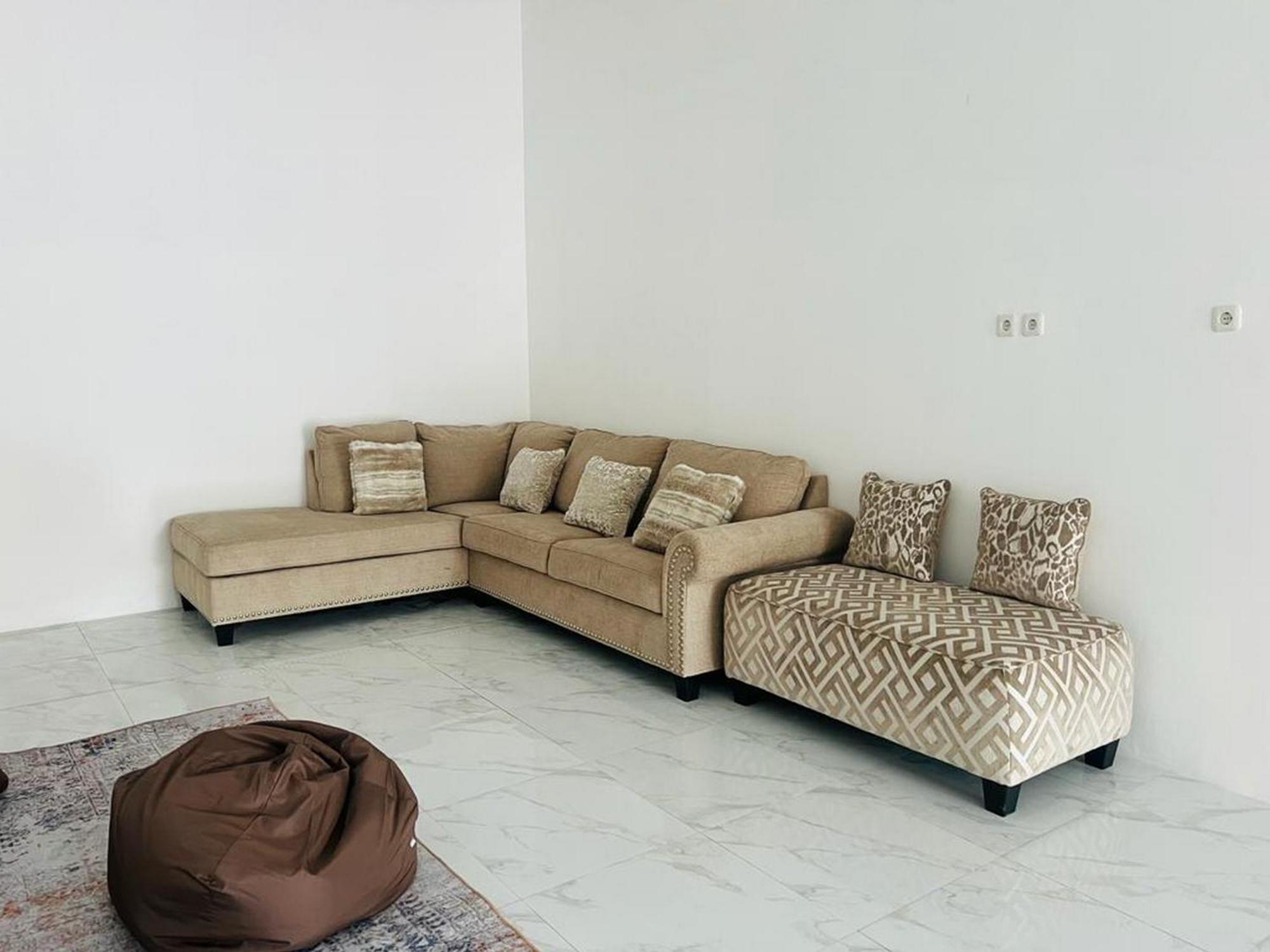 Urbanview Hotel Nimara Ngawi By Reddoorz Bagian luar foto